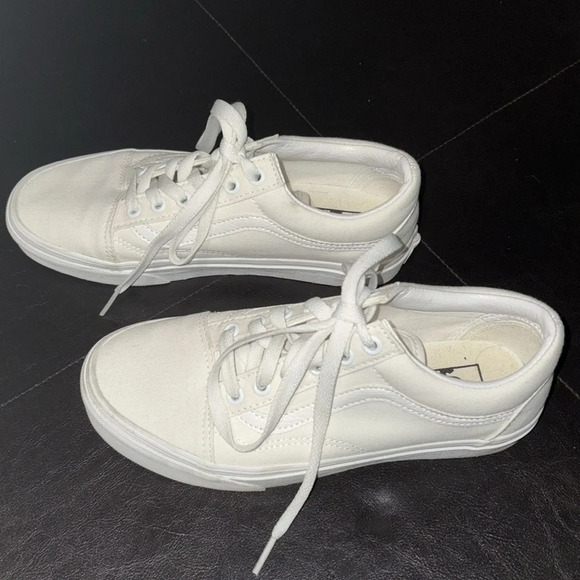 Vans Old Skool Sneakers - Picture 3 of 6